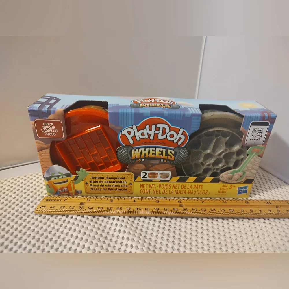 Play-Doh Wheels Building Compound w/Mold Covers: Brick & Stone, Brown & Gray NWT